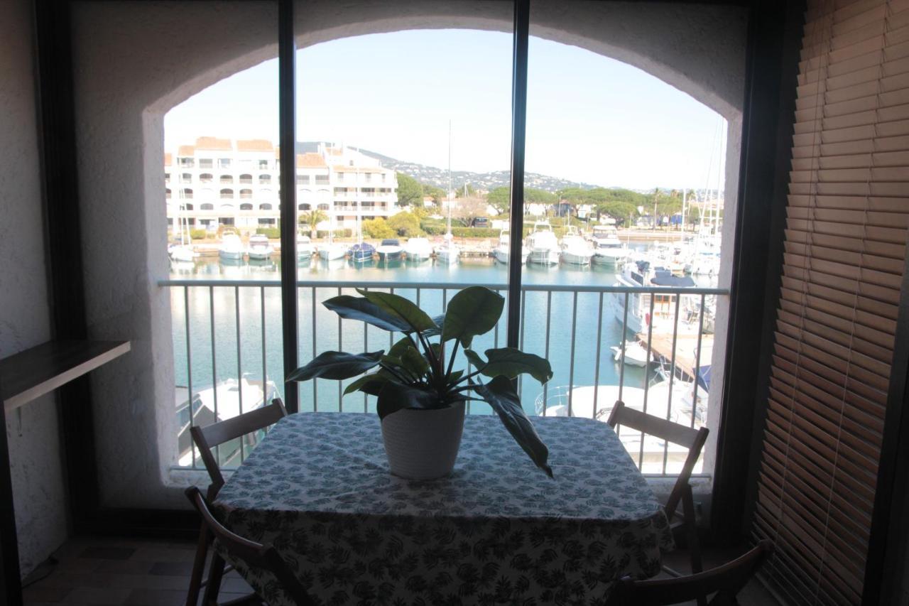 Bel Appartement Vue Mer 孔格林 外观 照片