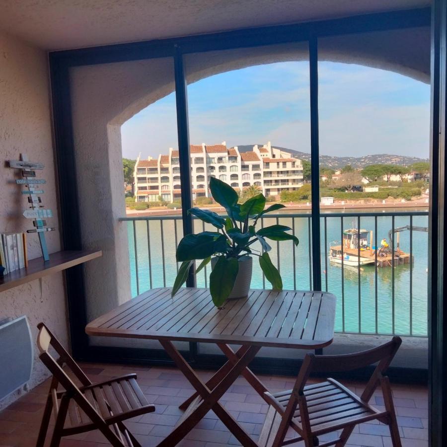 Bel Appartement Vue Mer 孔格林 外观 照片